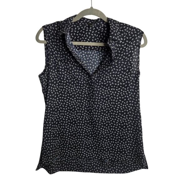 Ann Taylor Preppy Old Money Popover Blouse Sleeveless Collared Anchor Print Sz S - Picture 2 of 11